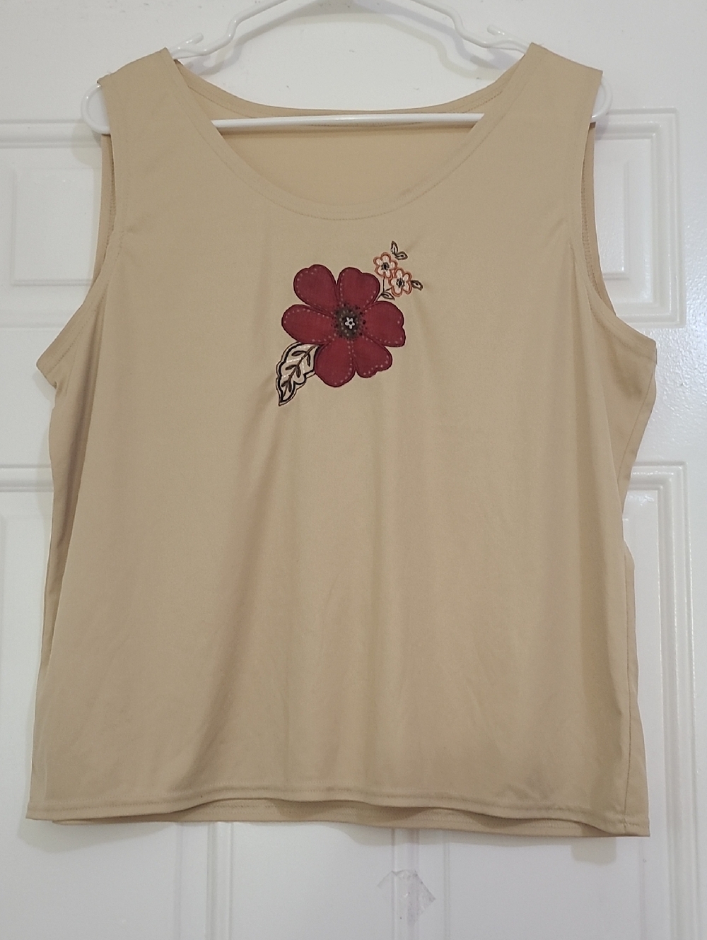 Beige Sleeveless Tank Top with Red Floral Applique